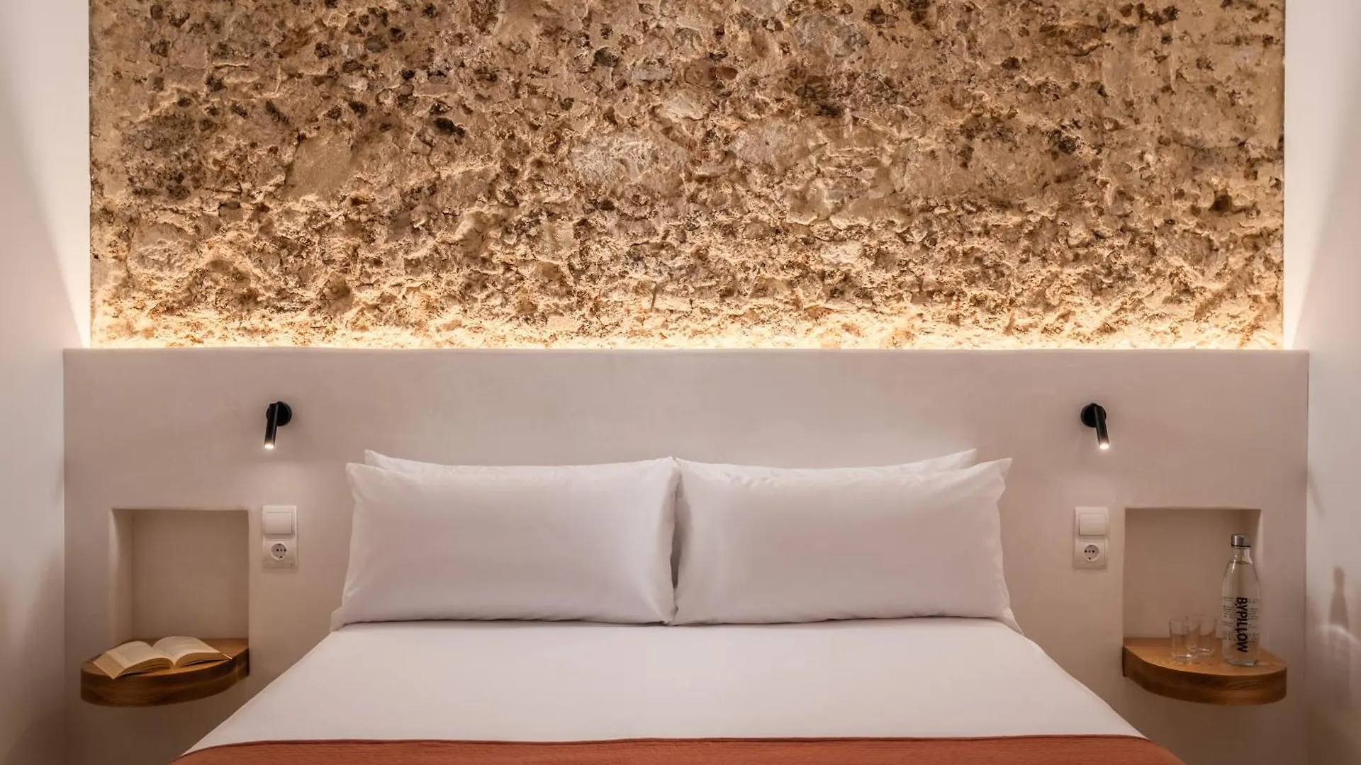 ** Guest house Bypillow Casa Gades Cadiz Spain