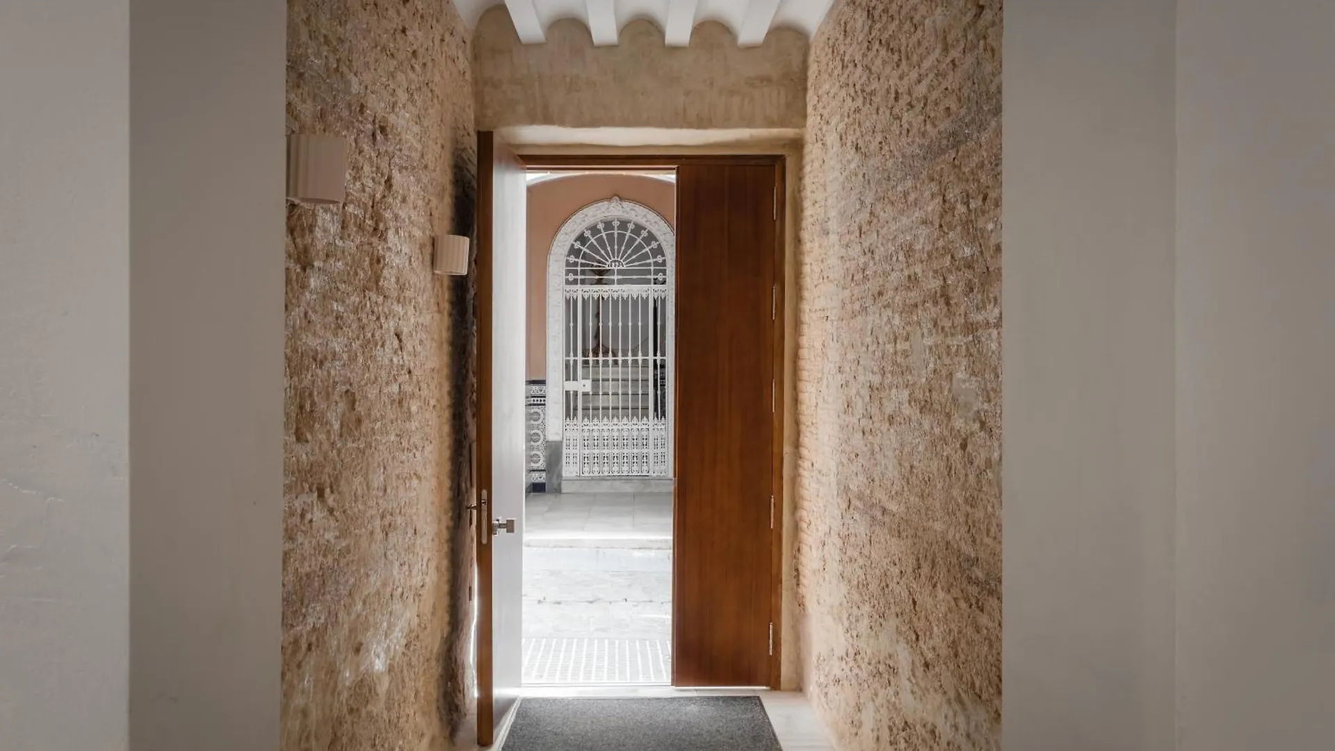 Guest house Bypillow Casa Gades Cadiz